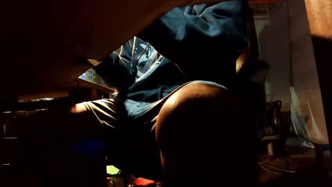 Snapshot of jontn_swift chatting on 12.24.24 Jonathon Swift online show from 12.24.24