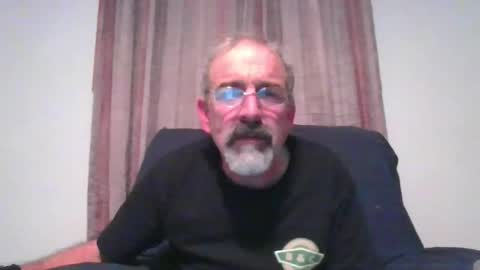 Snapshot of jony_five chatting on 12.19.24 Jon online show from 12.19.24