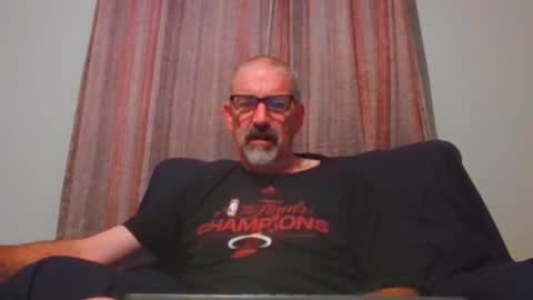 Snapshot of jony_five chatting on 09.13.25 Jon online show from 09.13.25