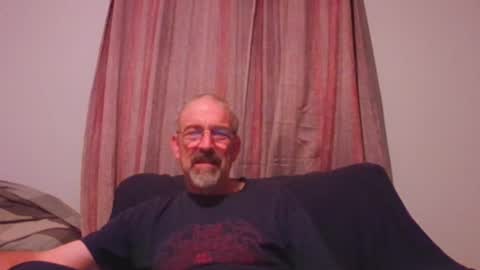 Snapshot of jony_five chatting on 09.30.25 Jon online show from 09.30.25
