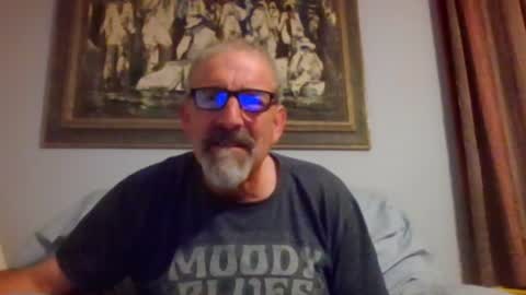 Snapshot of jony_five chatting on 06.26.26 Jon online show from 06.26.26