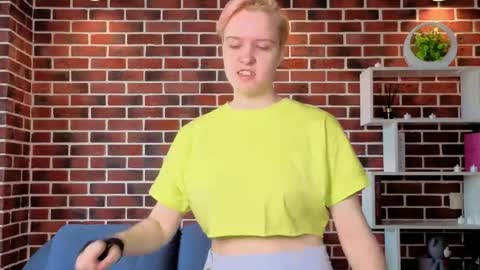 Ellie online show from 05.14.26