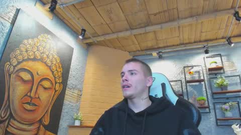 Snapshot of jordanthompson_ chatting on 10.22.25 JordanThompson online show from 10.22.25