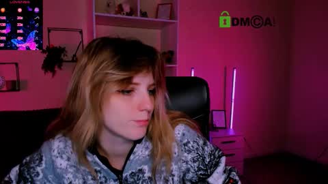 Snapshot of jose_fairy chatting on 10.14.25 jose_fairy online show from 10.14.25