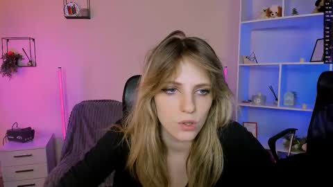 Snapshot of jose_fairy chatting on 11.11.25 jose_fairy online show from 11.11.25