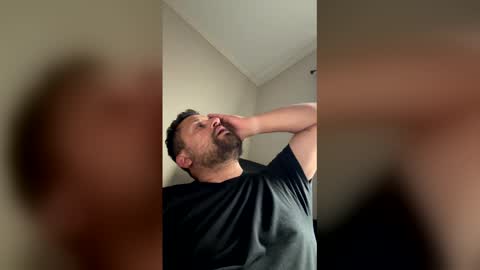 josemin1089 online show from 04.28.26