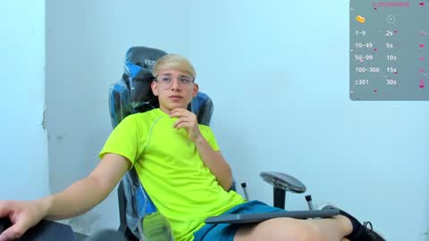 Snapshot of joseph_brown_ chatting on 12.22.24 JOSEPH BROWN online show from 12.22.24