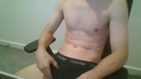 Snapshot of josh_aust chatting on 04.09.26 josh_aust online show from 04.09.26