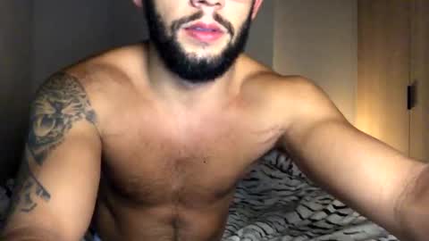 Snapshot of josh_xo chatting on 09.28.25 josh_xo online show from 09.28.25
