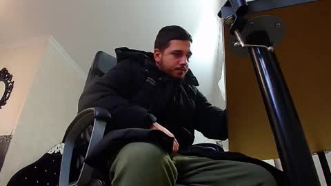 Snapshot of joshknights chatting on 10.28.25 JoshKnight online show from 10.28.25