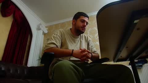 Snapshot of joshknights chatting on 10.30.25 JoshKnight online show from 10.30.25