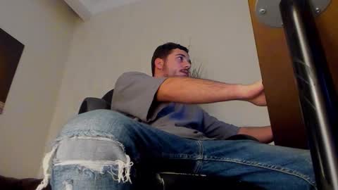 Snapshot of joshknights chatting on 11.10.25 JoshKnight online show from 11.10.25