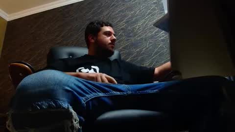 Snapshot of joshknights chatting on 11.21.25 JoshKnight online show from 11.21.25