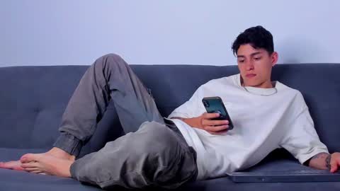 Snapshot of joshmiller_ chatting on 12.25.24 Josh online show from 12.25.24