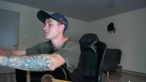 Snapshot of joshmiller_ chatting on 11.27.25 Josh online show from 11.27.25