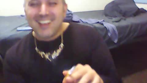 Snapshot of joshualorenzo chatting on 06.18.26 joshualorenzo online show from 06.18.26