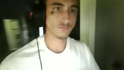 Snapshot of joshuamadeit123 chatting on 06.28.26 joshuamadeit123 online show from 06.28.26