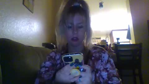 Snapshot of josiecaruso chatting on 11.02.25 Lana Caruso online show from 11.02.25
