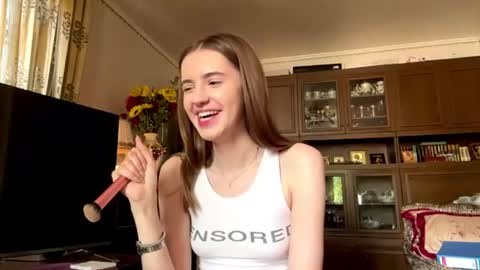 Snapshot of josiedeibel chatting on 07.20.26 Luna online show from 07.20.26