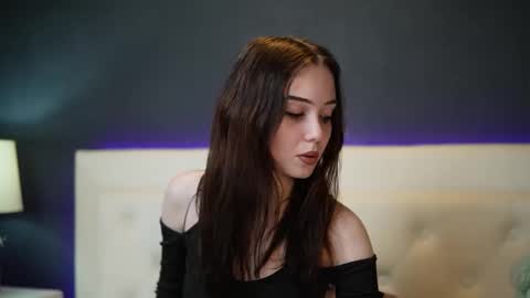 Snapshot of josielili chatting on 12.03.25 Josie online show from 12.03.25