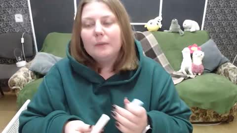 josiesun771 online show from 10.19.25