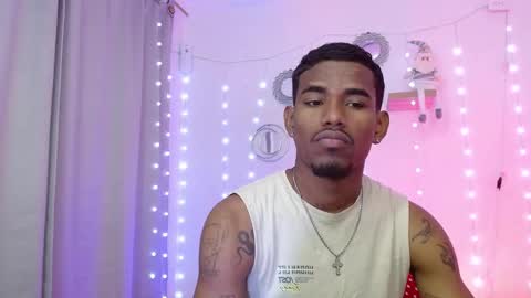 Snapshot of josua_smith chatting on 12.20.25 Josua online show from 12.20.25