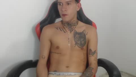 josue_linares online show from 10.27.25