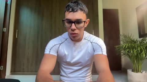 Im Jouliano online show from 12.01.25