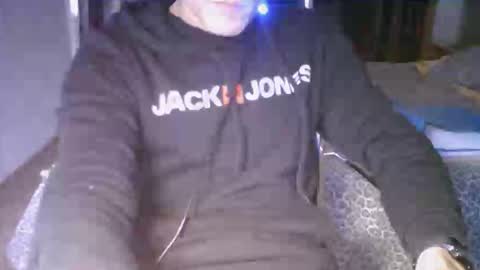 jovenduro84 online show from 12.22.25