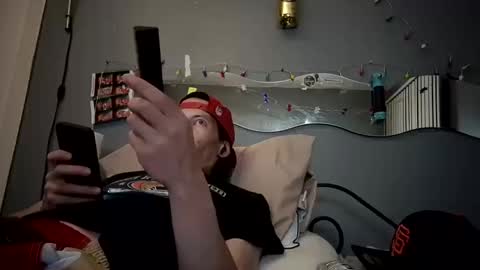 Snapshot of jpizzy23 chatting on 10.11.25 dLowfrk online show from 10.11.25