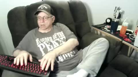 jpmel99 online show from 11.22.25