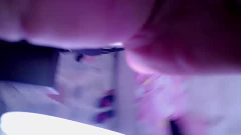 N I N O online show from 03.10.25