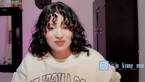 Ju Kyung online show from 12.17.24