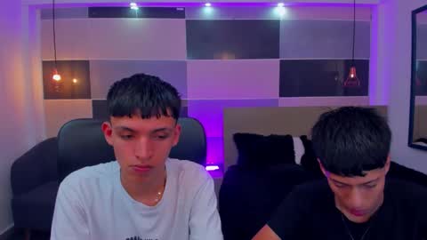 Snapshot of juan_nd_steven chatting on 12.18.24 JuanSteven online show from 12.18.24