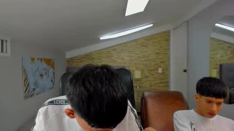 Snapshot of juan_nd_steven chatting on 12.22.24 JuanSteven online show from 12.22.24