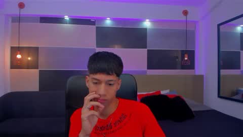 Snapshot of juan_nd_steven chatting on 01.04.25 JuanSteven online show from 01.04.25