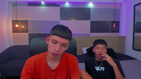 Snapshot of juan_nd_steven chatting on 01.09.25 JuanSteven online show from 01.09.25