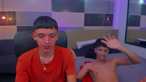 Snapshot of juan_nd_steven chatting on 01.09.25 JuanSteven online show from 01.09.25