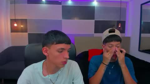 Snapshot of juan_nd_steven chatting on 01.14.25 JuanSteven online show from 01.14.25