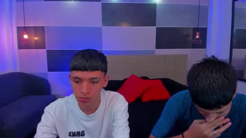 Snapshot of juan_nd_steven chatting on 01.16.25 JuanSteven online show from 01.16.25