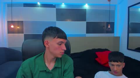 Snapshot of juan_nd_steven chatting on 02.05.25 JuanSteven online show from 02.05.25