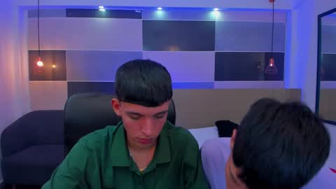 Snapshot of juan_nd_steven chatting on 02.22.25 JuanSteven online show from 02.22.25