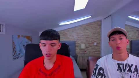 Snapshot of juan_nd_steven chatting on 03.05.25 JuanSteven online show from 03.05.25