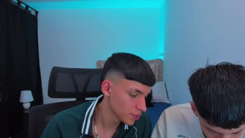 Snapshot of juan_nd_steven chatting on 10.04.25 JuanSteven online show from 10.04.25