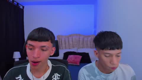 Snapshot of juan_nd_steven chatting on 10.08.25 JuanSteven online show from 10.08.25