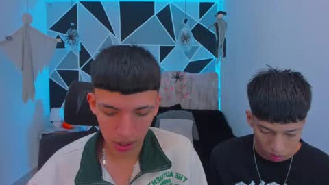 Snapshot of juan_nd_steven chatting on 10.24.25 JuanSteven online show from 10.24.25