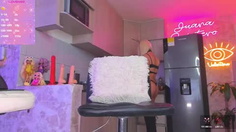 Snapshot of juana18quintero chatting on 09.30.25 JUANA VALENTINA QUINTERO independent model ONLY FANS --- Juanaquintero online show from 09.30.25