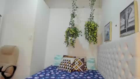 Snapshot of juana_naranjo chatting on 06.24.26 juana_naranjo online show from 06.24.26