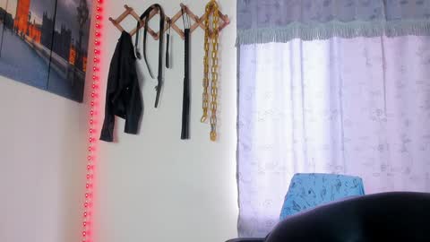 Juan Esteban online show from 01.07.25