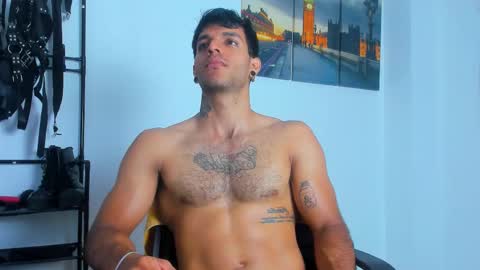 Juan Esteban online show from 10.15.25